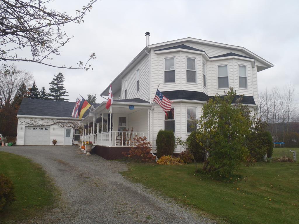 The Parrsboro Mansion Inn Esterno foto